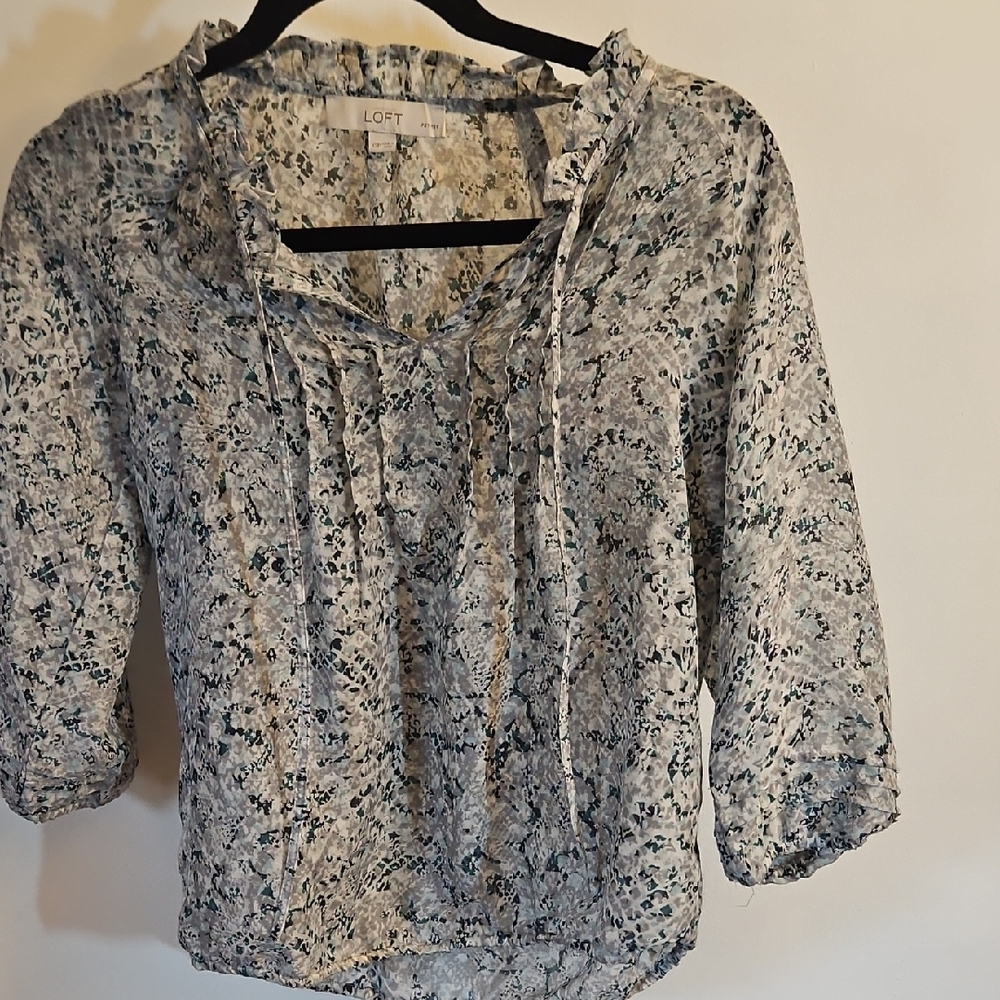 LOFT Women's Blouse - Black and White Pattern